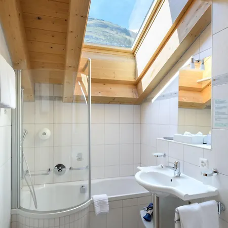Mountain Paradise Hotell