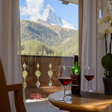 Mountain Paradise 3*