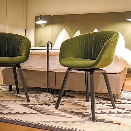 Mountain Paradise Hotell