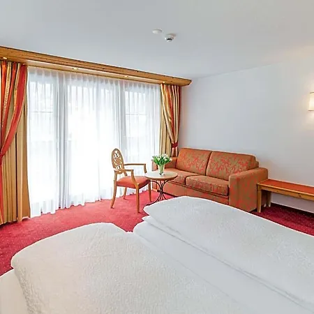 Hotell Mountain Paradise 3*