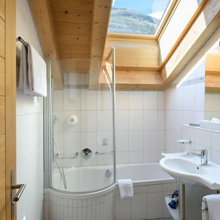 Mountain Paradise Hotell