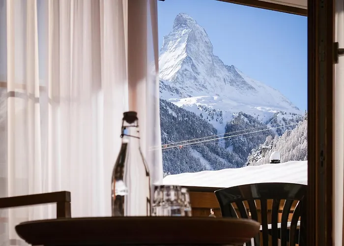 Mountain Paradise מלון